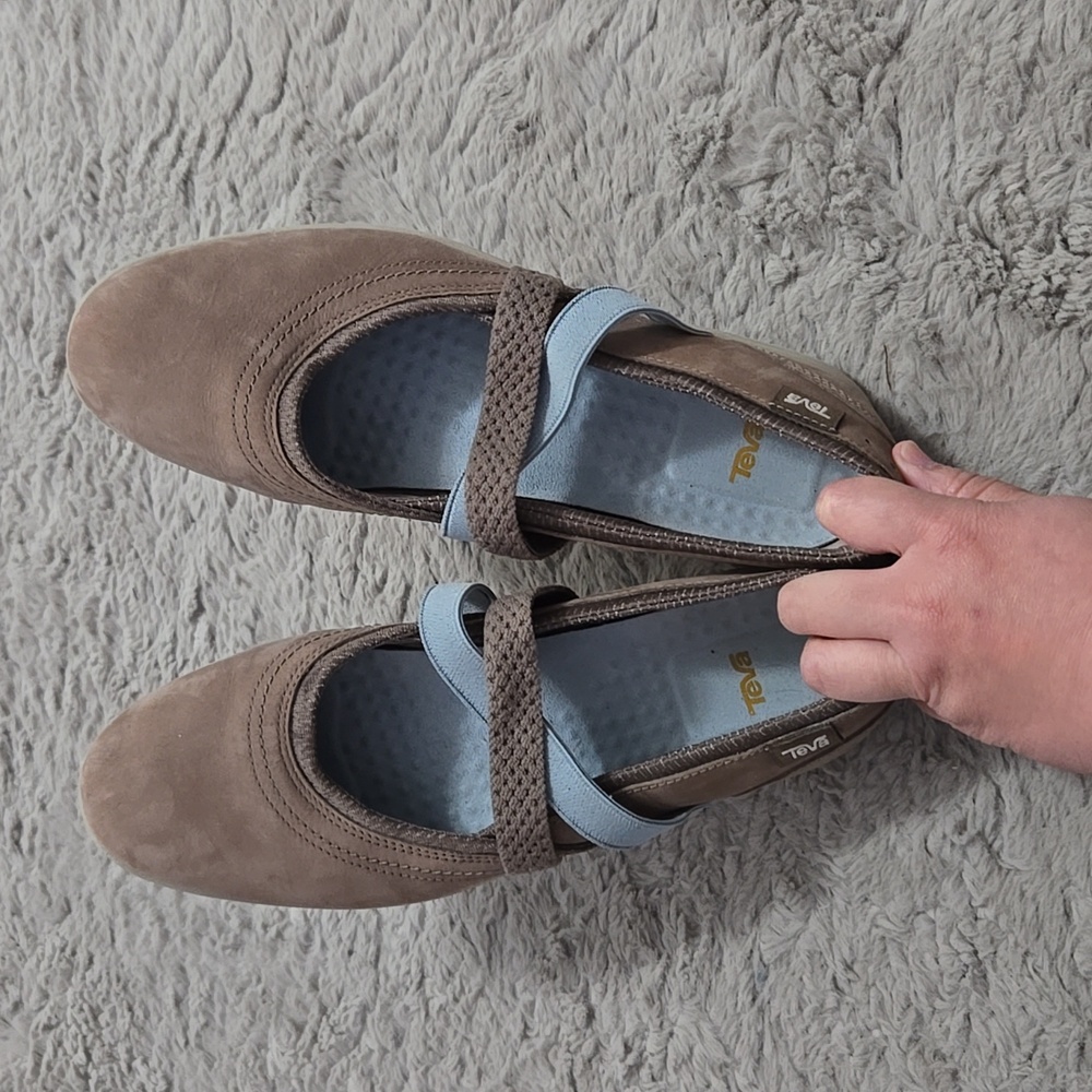 Teva hydro life slip on Mary Jane shoes size 8.5 - Picture 7 of 11